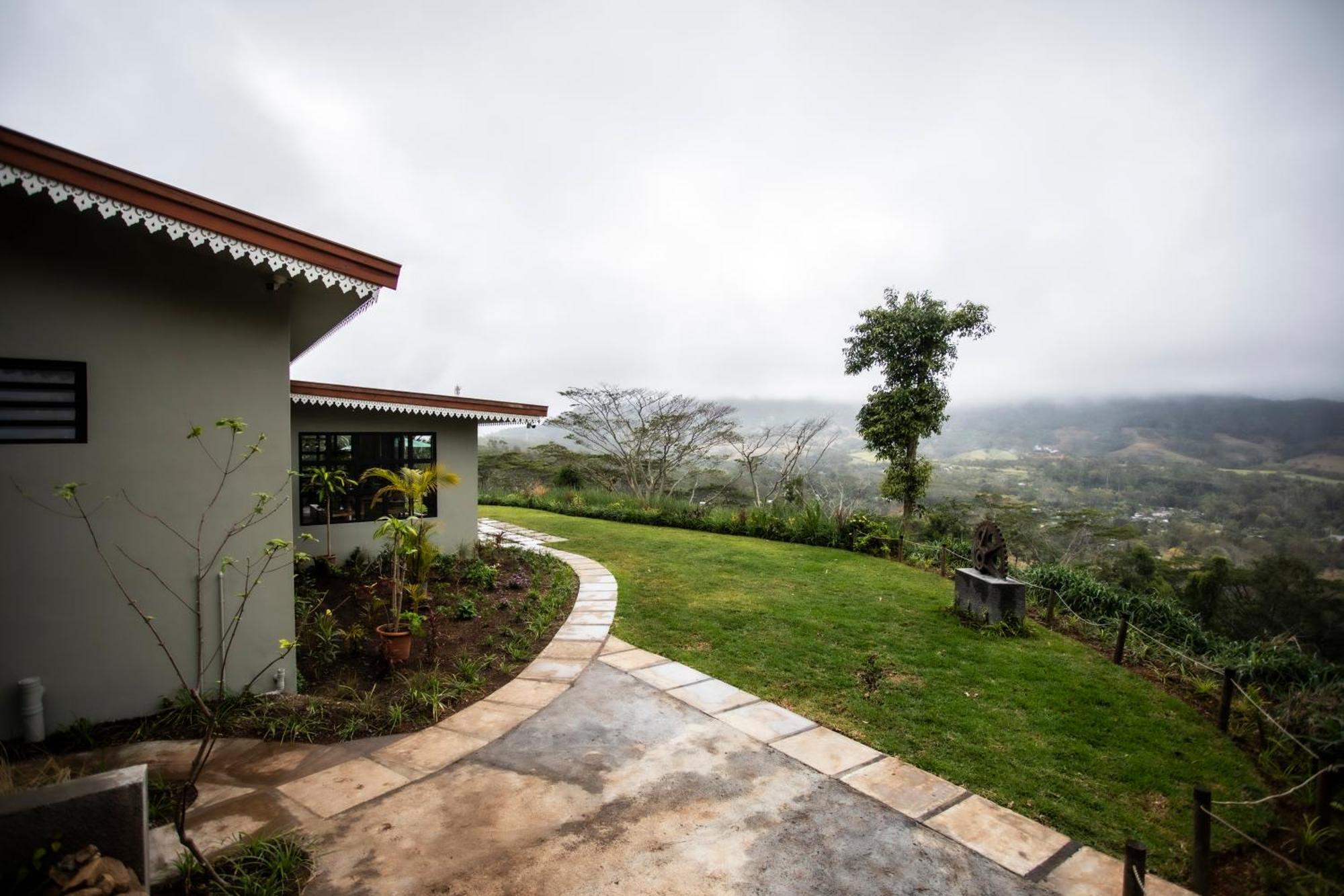 Green Cottage Chamarel Exterior photo